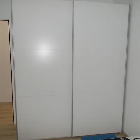 アパート Piso アリナガ
